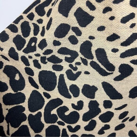 Women Tan & Black Leopard Animal Print Round Vest Reversible Soft Poncho Sz OS - Picture 10 of 14